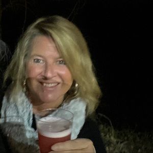 Meet your Posher, Debra